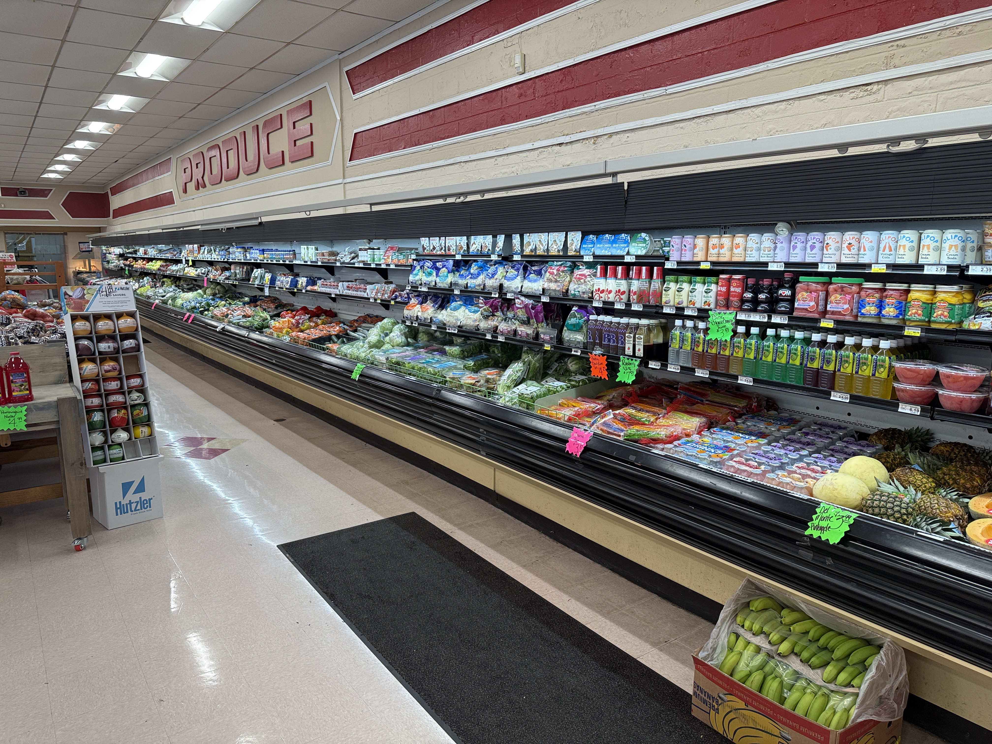 WM Grocery in Piedmont, Alabama